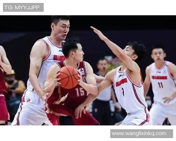 深圳足球队在最新状态排行榜中荣登第六名展现强劲实力与潜力 深圳足球队在最新状态排行榜中荣登第六名展现强劲实力与潜力