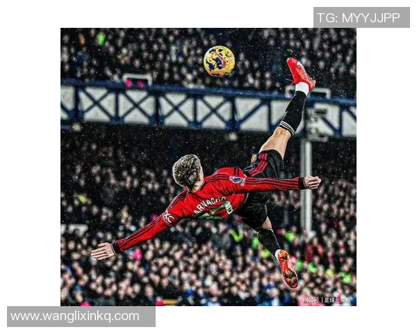 男生心目中的足球偶像是谁他们为何如此崇拜这位明星球员 男生心目中的足球偶像是谁他们为何如此崇拜这位明星球员