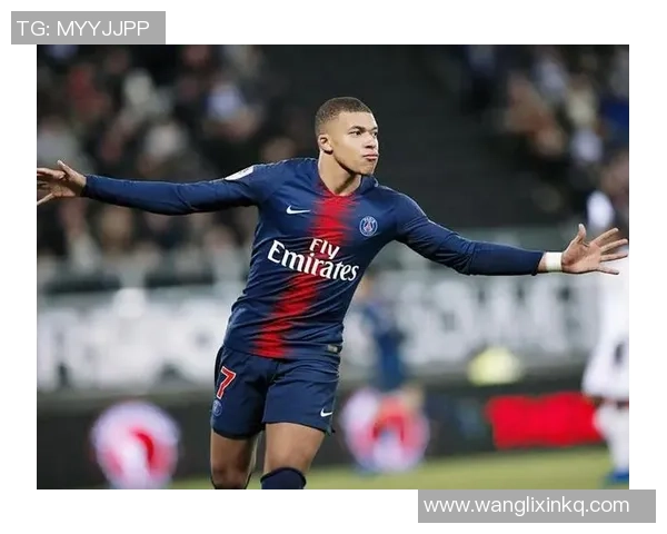 英格兰足球新星崛起引发全球关注年轻才俊展现无限潜力 英格兰足球新星崛起引发全球关注年轻才俊展现无限潜力