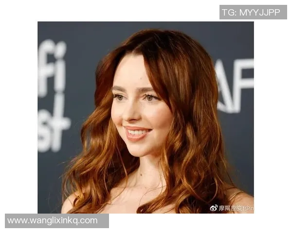 足球明星女友怀孕照曝光幸福瞬间引发网友热议与祝福 足球明星女友怀孕照曝光幸福瞬间引发网友热议与祝福