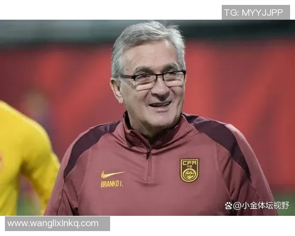 足球明星的辉煌岁月与老年生活的真实写照 足球明星的辉煌岁月与老年生活的真实写照