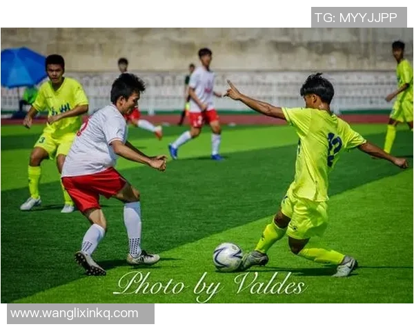 重庆足球队实力不俗跻身足球个人能力排行榜第9名引发关注 重庆足球队实力不俗跻身足球个人能力排行榜第9名引发关注